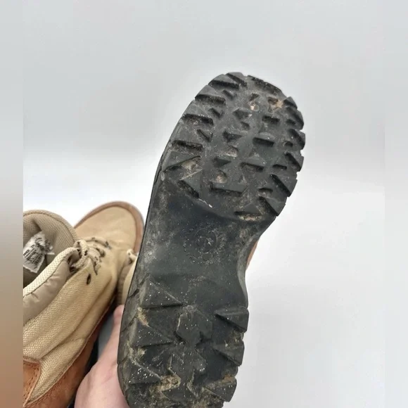 VINTAGE Nike ACG  Zion Womens 8.5 Tan Brown Canvas Mid Hiking Boots 950204 - Picture 8 of 11